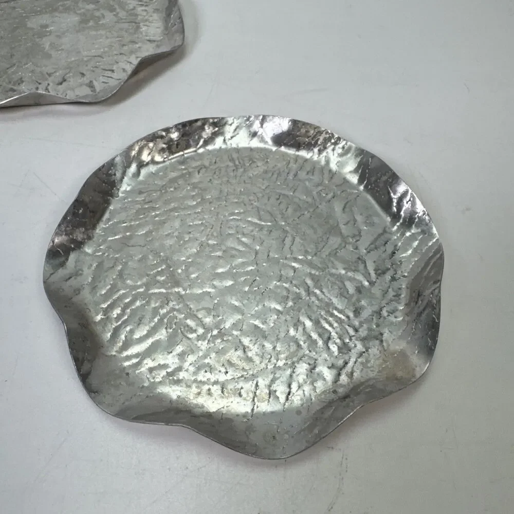 VTG 1950s Hammered Aluminum Set 3 Coasters Scalloped Rim Silver 4